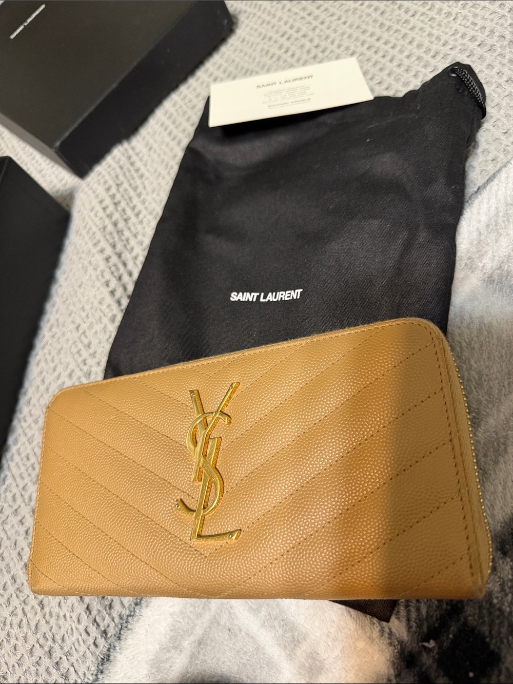 Saint Laurent Black Gift Bag and Box Set - Picture 3 of 4